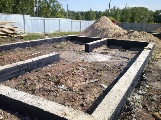 Строительство ленточного фундамента под дом. Объект: п. Малиновка
