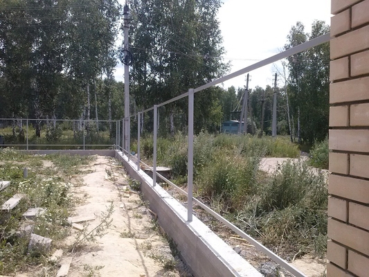 Обустройство ленточного фундамента под забор. Объект: Рощино