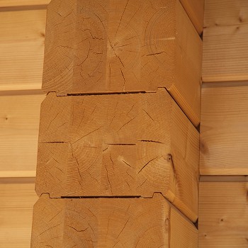 Растрескивание деревянной конструкции