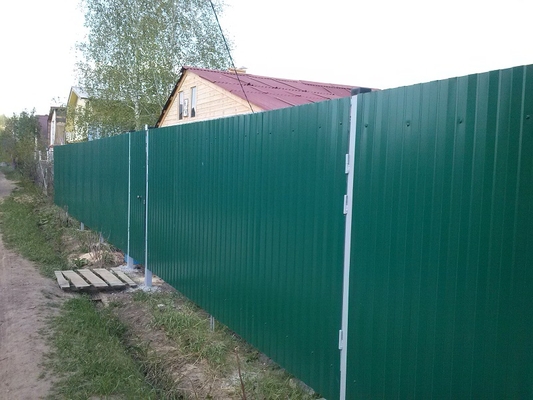 Установка забора из профнастила. Объект: СНТ "Полет-3"