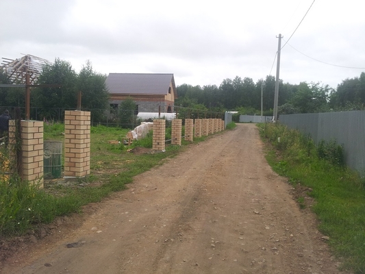 Строительство кирпичных столбов для забора. Объект: СНТ "Урал"