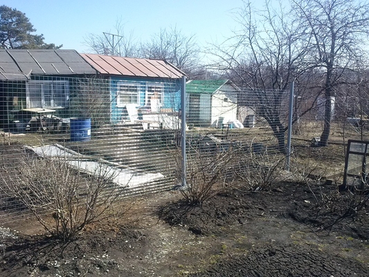 Установка забора из сварной заборной сетки. Объект: СНТ "Любитель"